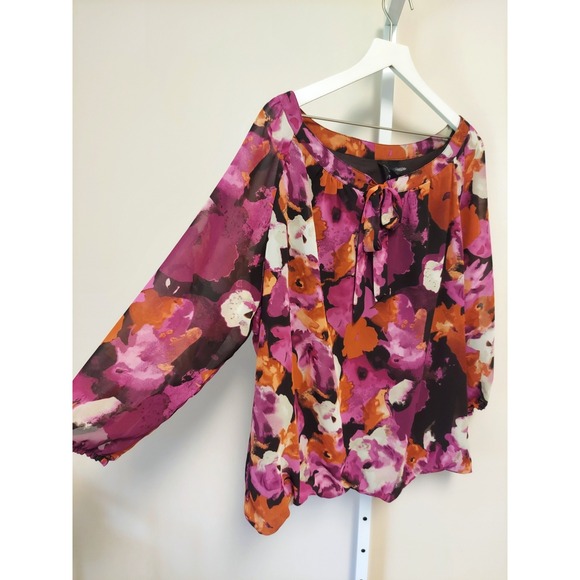 New Directions Woman Tops - New Directions Woman 2X Floral Tie Neck Blouse Watercolor Floral Bubble Hem Top
